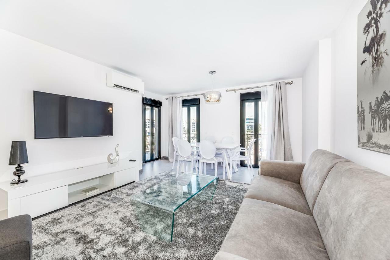 By Riva - Luxurious, Exclusive 2 Bedroom Apt Inside Puerto Banus Μαρμπέλλα Εξωτερικό φωτογραφία